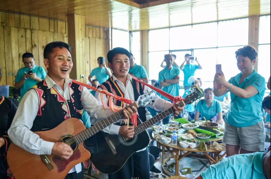 5d7605201df98.jpg 36.jpg