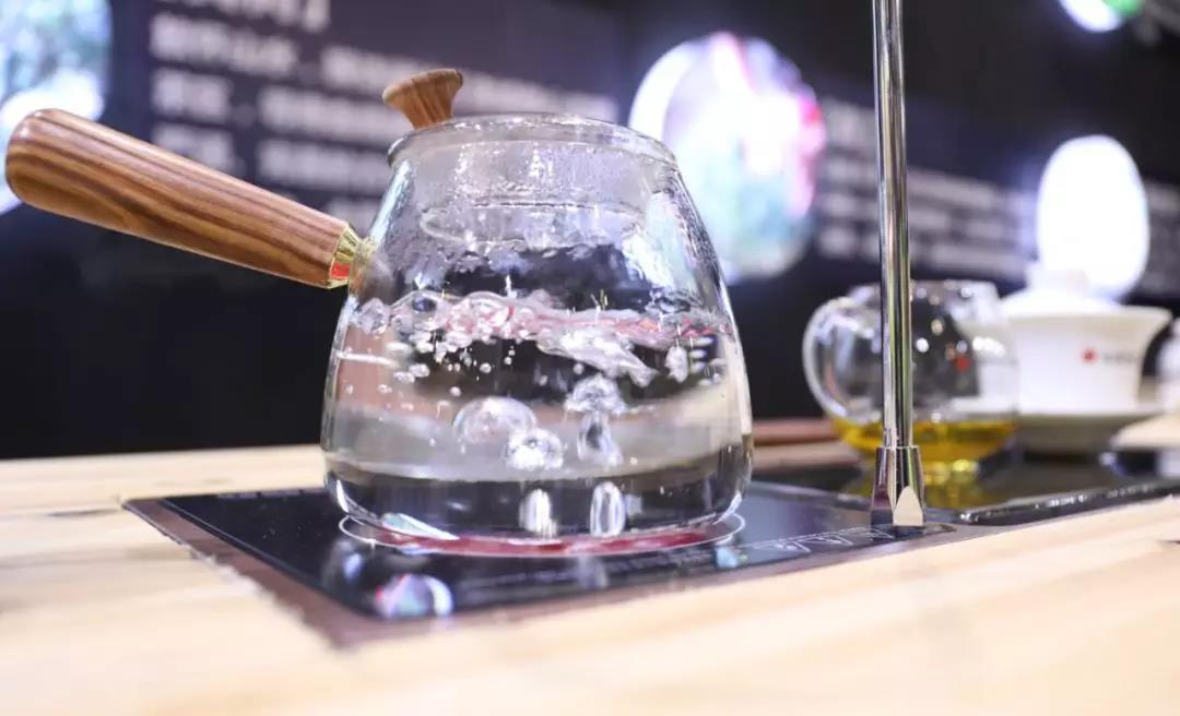 5d77527371d80.jpg 22.jpg